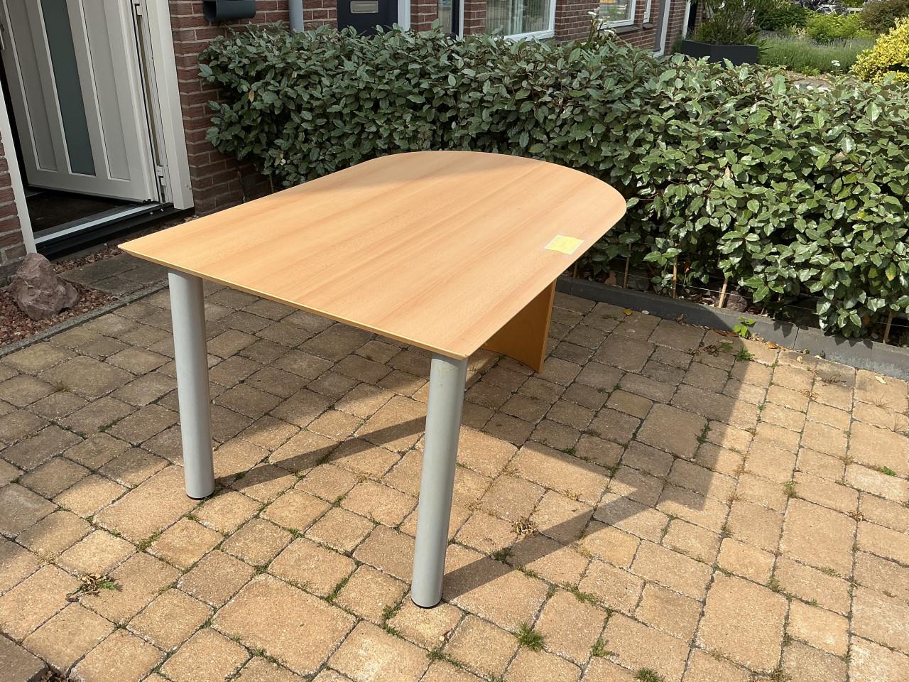 GRATIS Eettafel