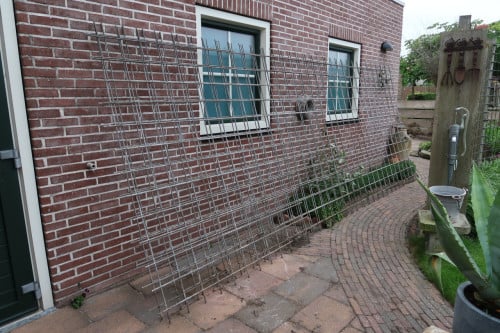 Bouwstaal matten gegalvaniseerd, 2 Stuks: 2 X 5- en 1 stuk 2 X 2 meter.