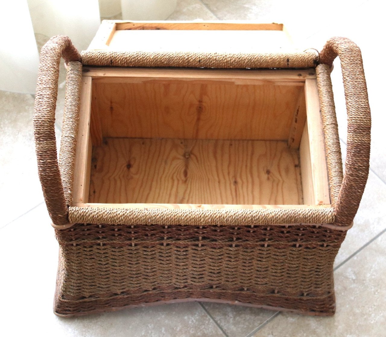 VIntage (touw )opbergmand tevens zitplaats
