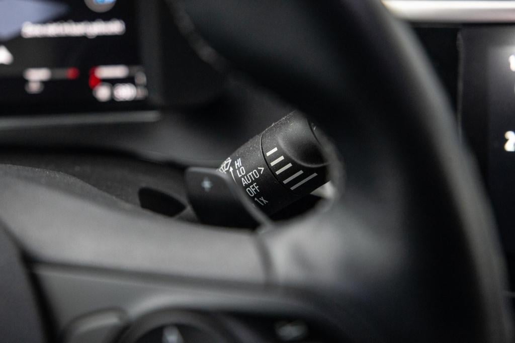 Opel Corsa 1.2 turbo automaat / carplay / camera / dealer auto