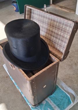 Orginele hoedendoos.