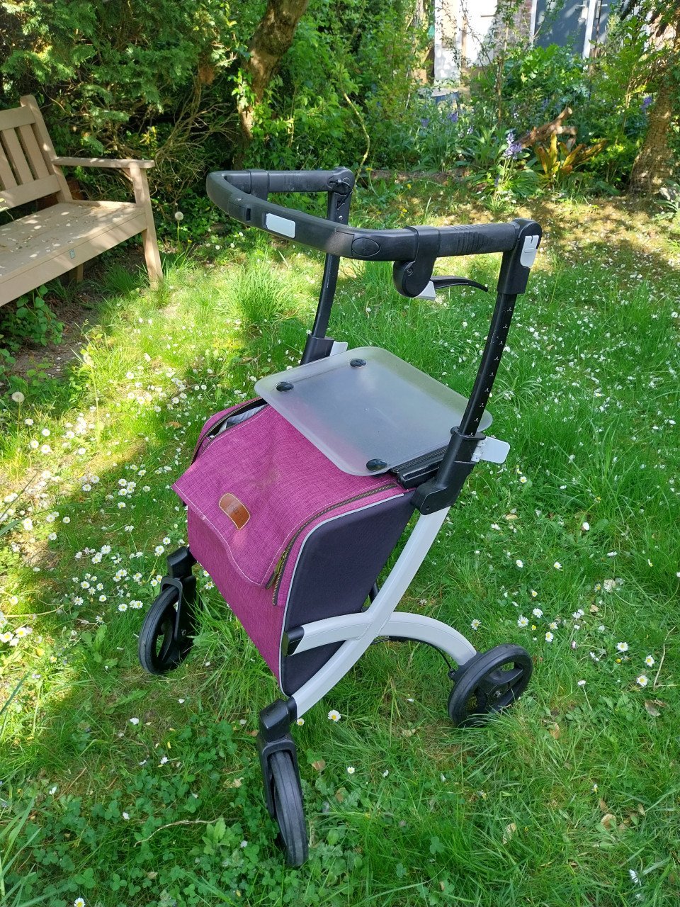 Te koop Rolls flex rollator met zeer grote tas