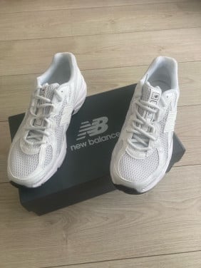 New Balance U740 NIEUW