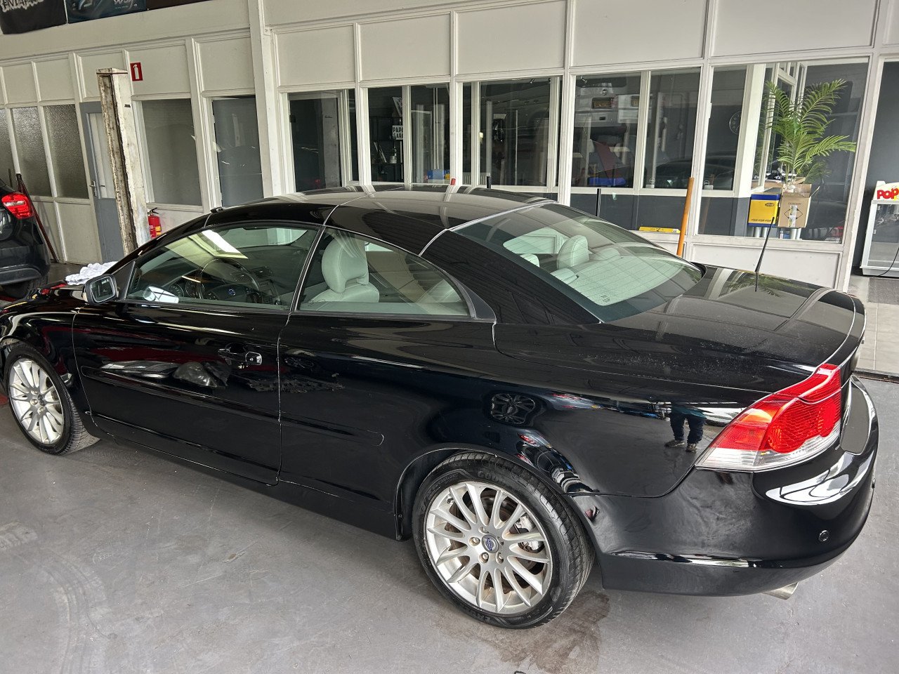 Volvo C70 T5