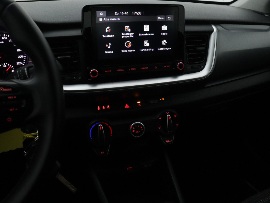 Kia Stonic 1.0 t-gdi mhev dynamicline | led koplampen | airco | apple carpl