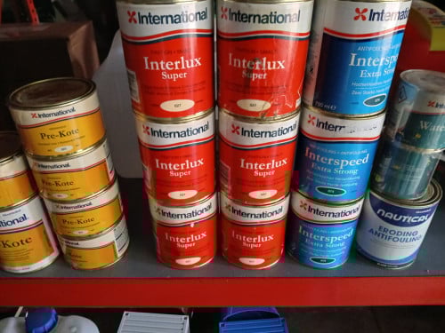 Diverse international yachtlakken