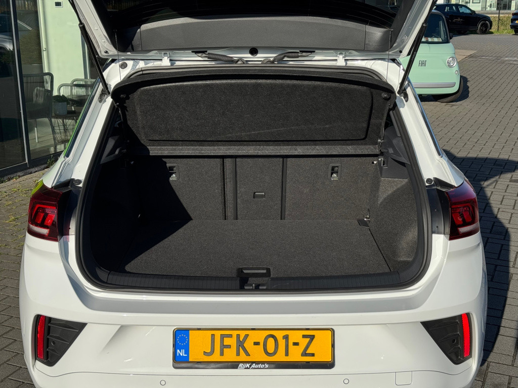 Volkswagen T-roc 1.5 tsi r-line edition * camera * massage * parkeerhulp