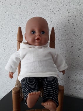 Popje met kleertjes 31 cm