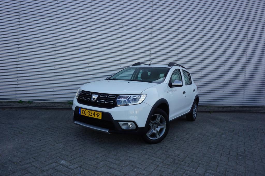 Dacia Sandero Stepway 0.9 tce sl automaat - 1e eigenaar / airco / navi / cr
