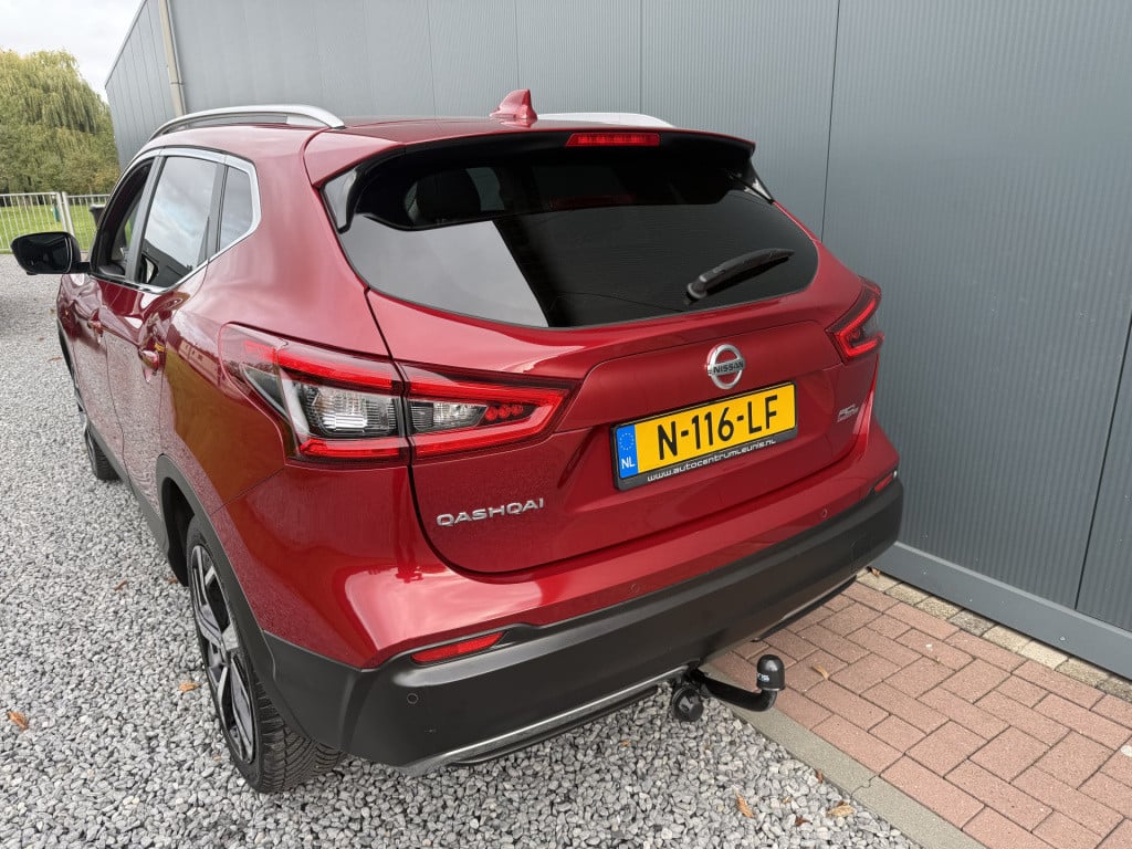 Nissan Qashqai 1.2 tekna pakket 5-drs