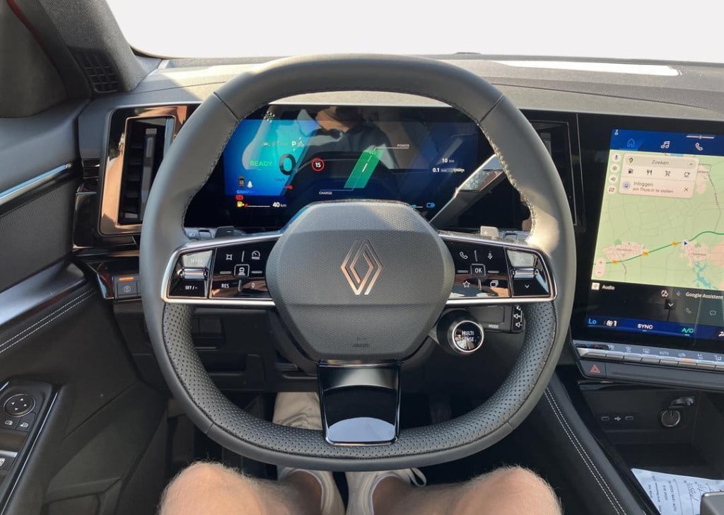 Renault Austral 1.2 e-tech full hybrid 200 techno - nieuw model / panoramis