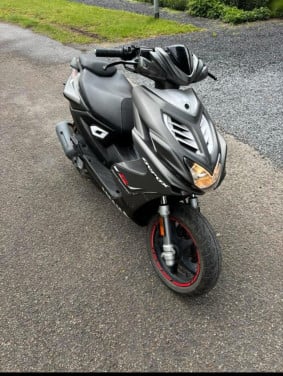 Yamaha aerox 2014 4 takt