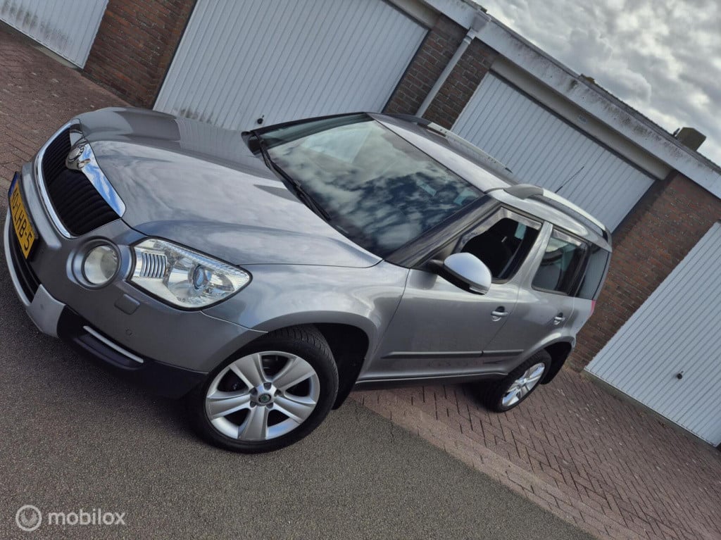 Skoda Yeti 1.2 tsi elegance / origineel nl / cruisecontrol / trekhaak