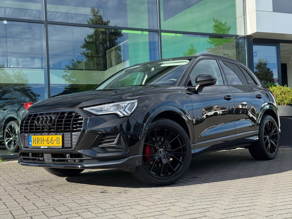 Audi Q3 35 tfsi * camera * matrix led * leer * keyless * trekhaak