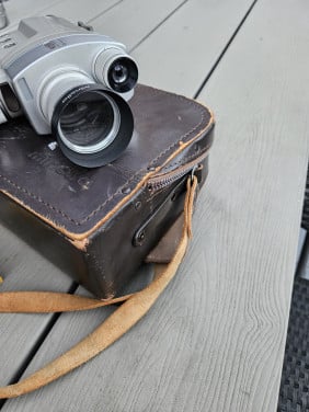 Prachtig bewaard gebleven Minolta Auto Zoom 8mm filmcamera uit de jaren 60