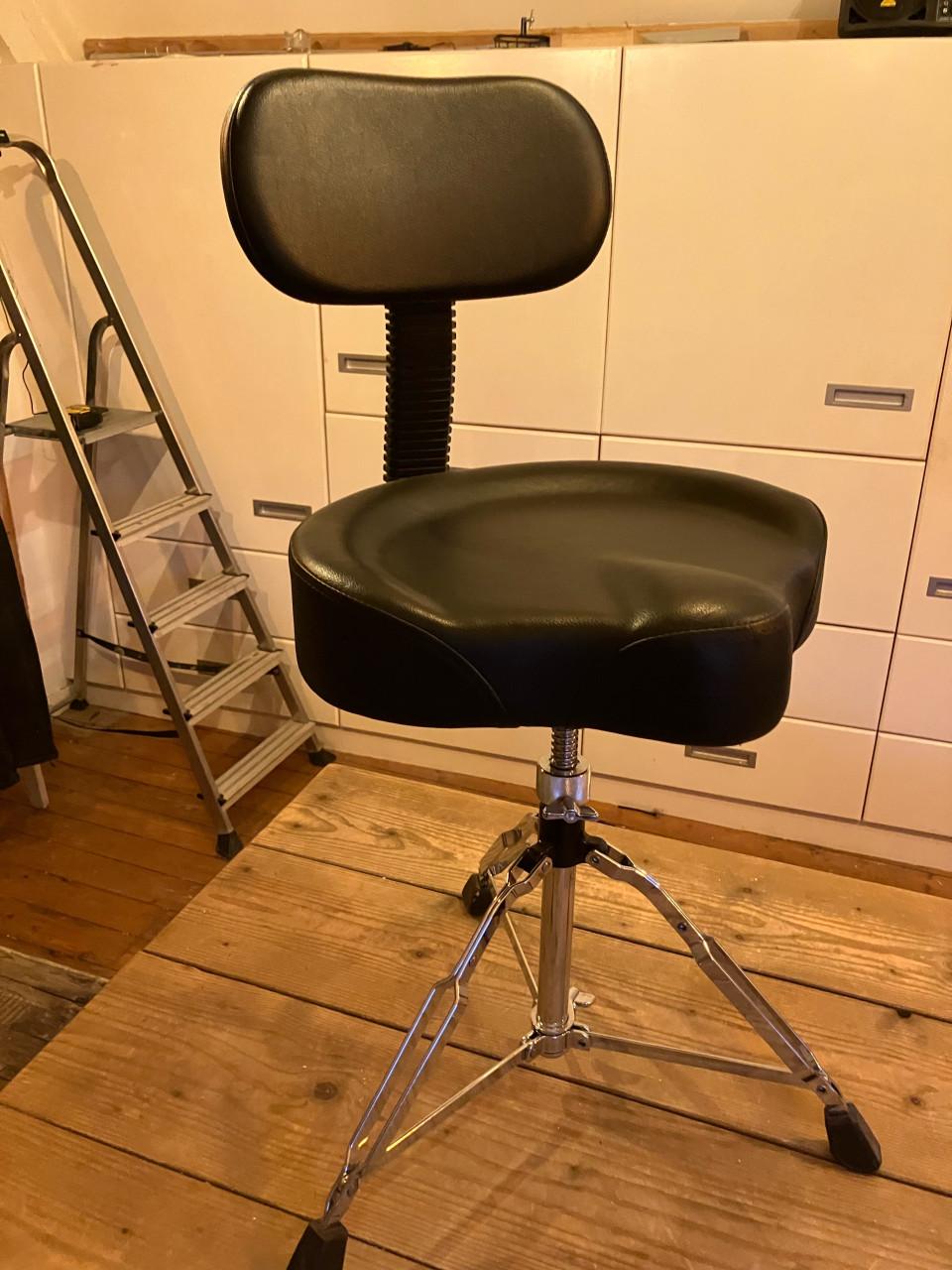 Diverse drumspullen en drumstel