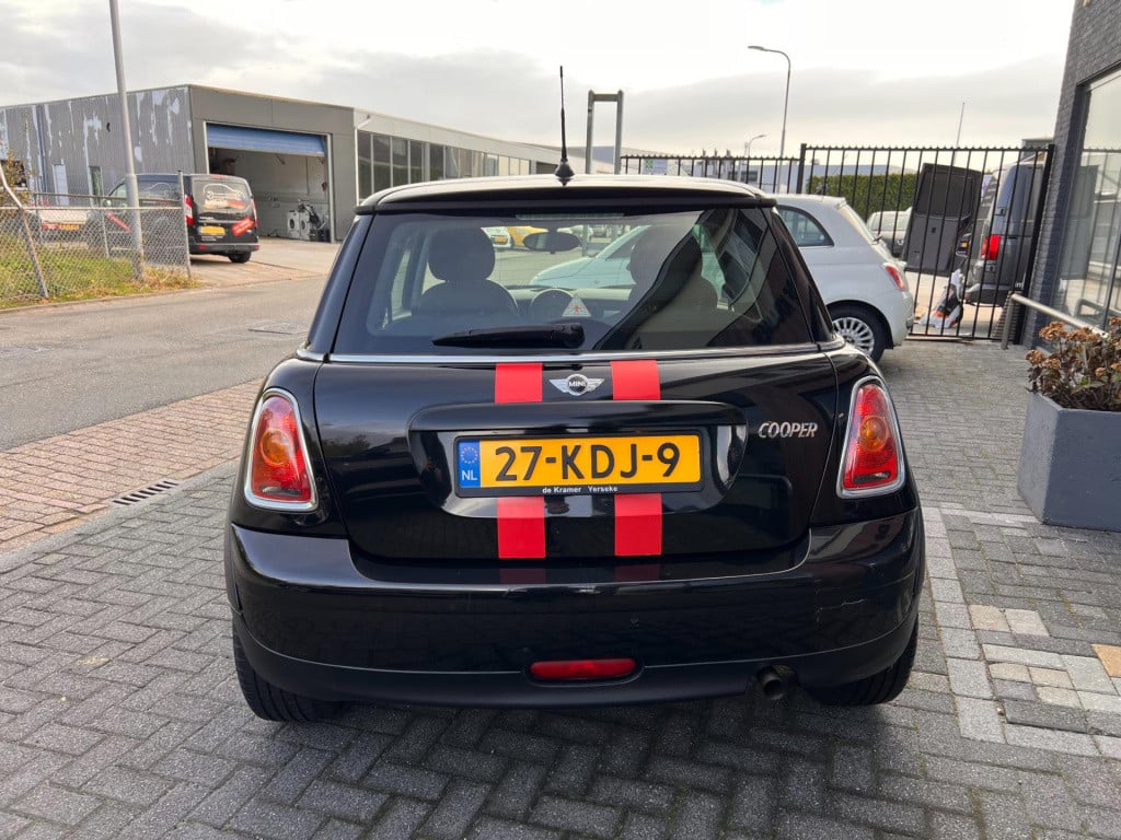 Mini One 1.4 anniversary business