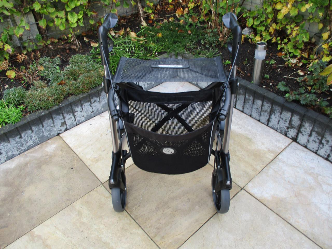 Zgan Gemino 30 opvouwbare lichtgewicht rollator +zitje dienblad rugsteun en