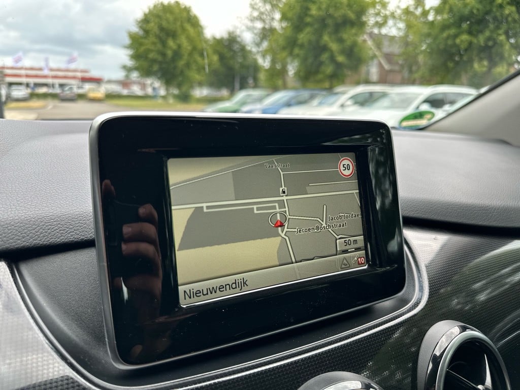 Mercedes-Benz B-Klasse 180 ambition