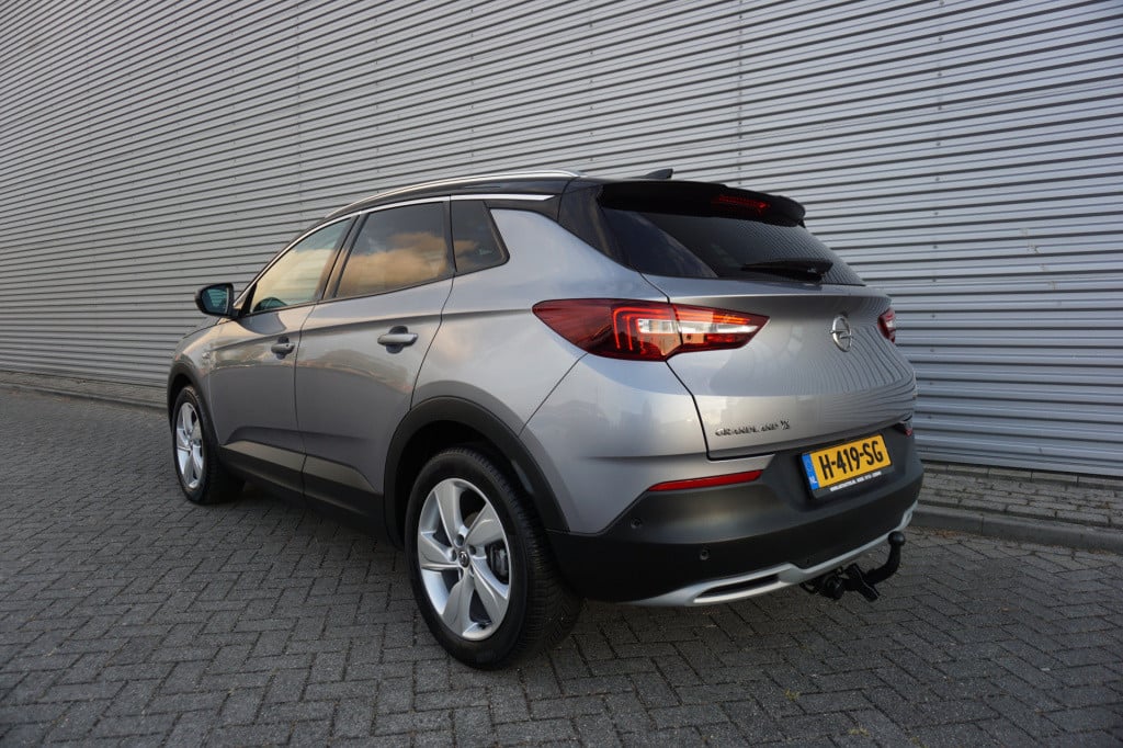 Opel Grandland X 1.2 turbo 120 jaar edition climate / navi / carplay / crui