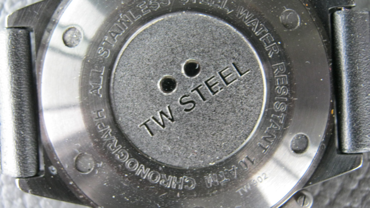 NIEUW TW STEEL BLACK EDITIE GEEL VOOR 100 EURO