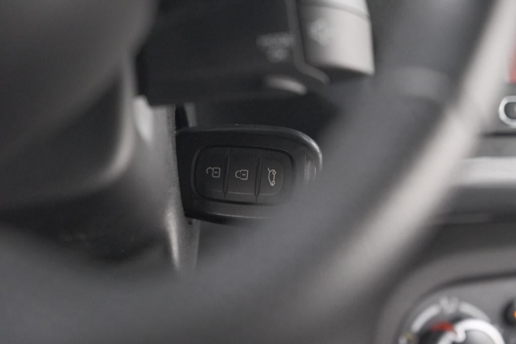 Renault Twingo 1.0 sce limited | automaat | parkeersensoren | allseason ban