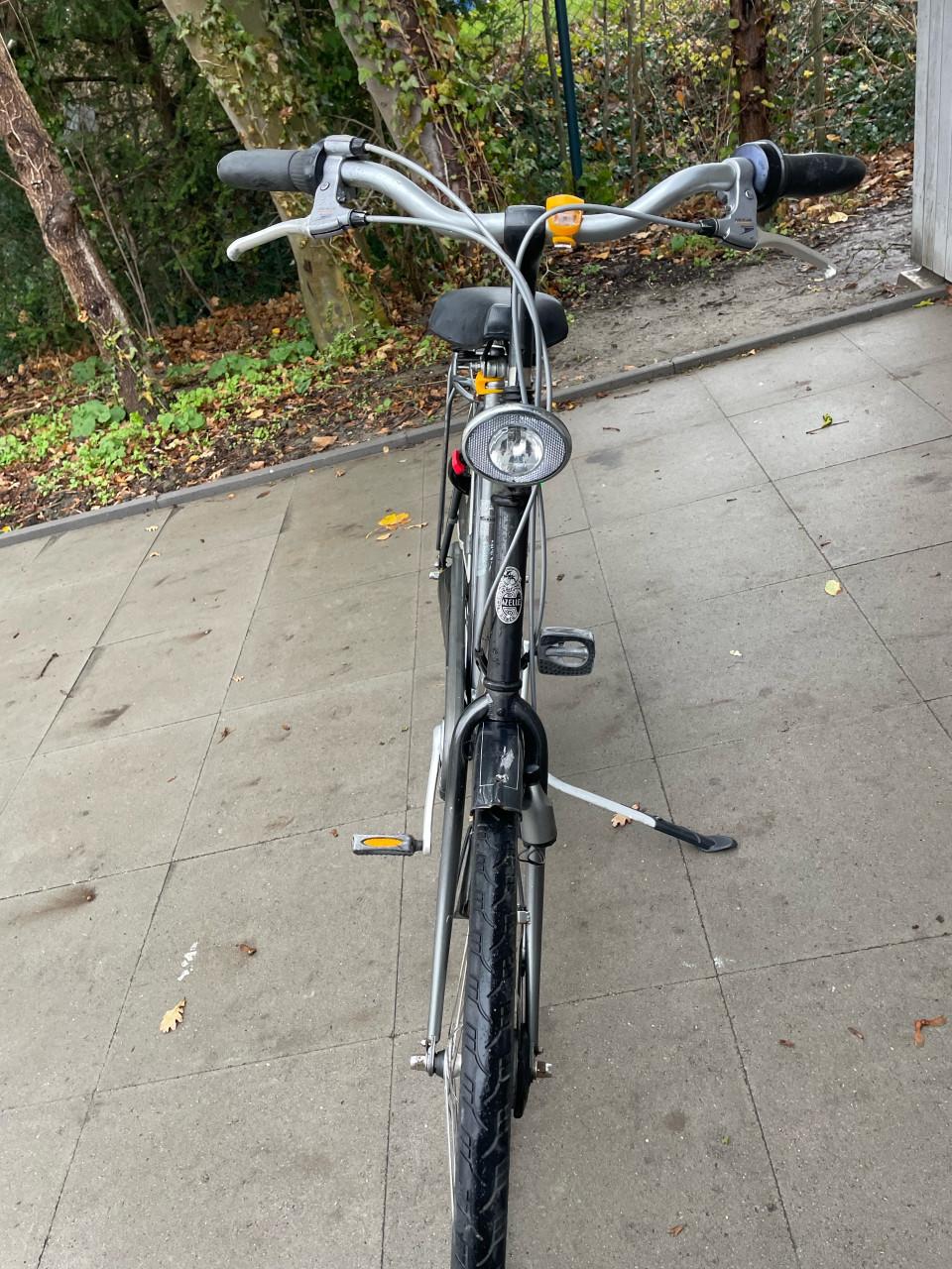 Damesfiets/ stationsfiets.