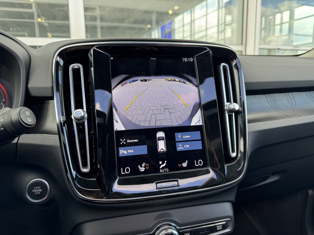 Volvo XC40 t5 262pk recharge ultimate bright| panodak| adap.cruise| leder|