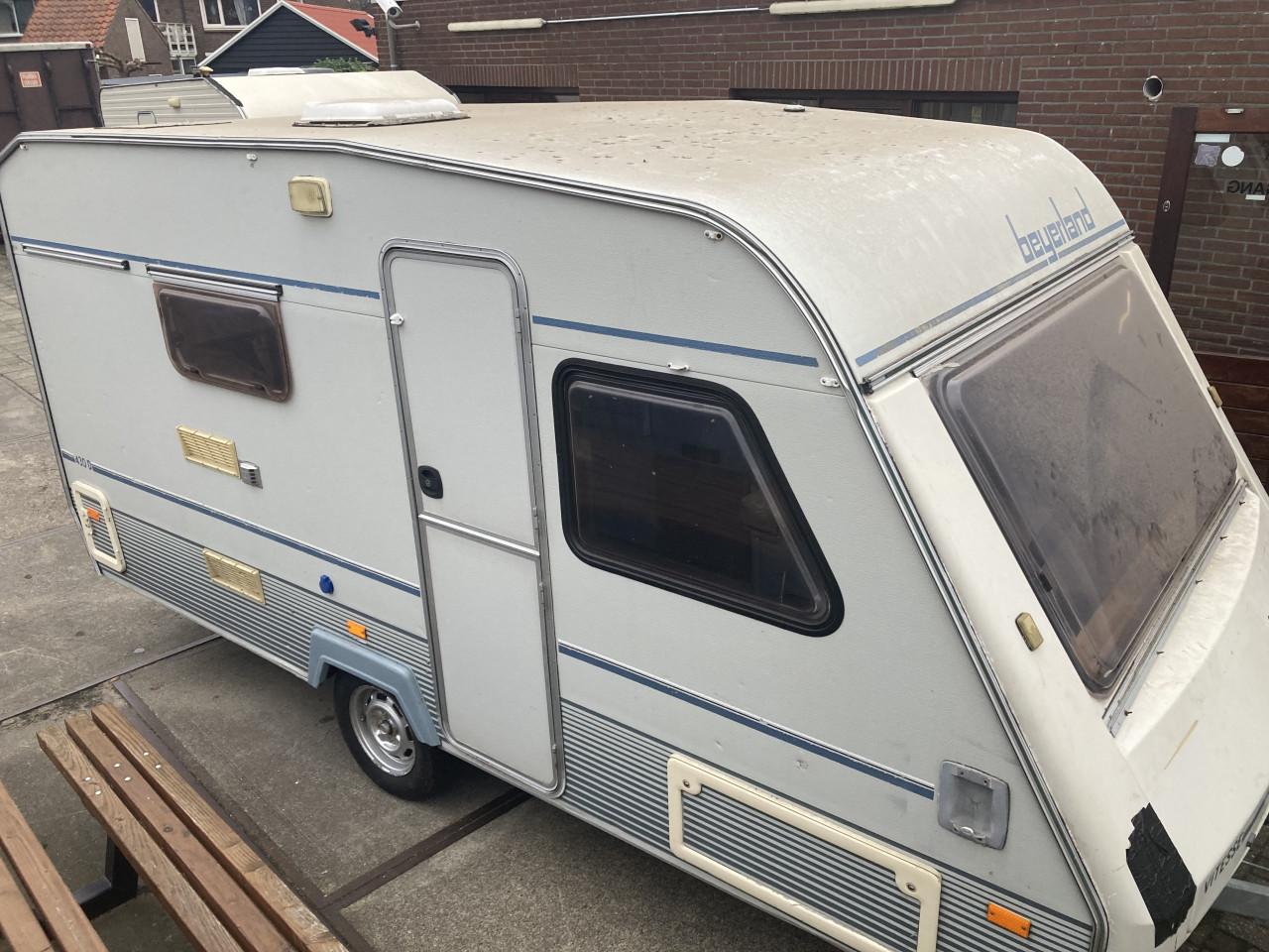 Beyerland uit 1990  NL kenteken  | Zwarte Cross | Keet |