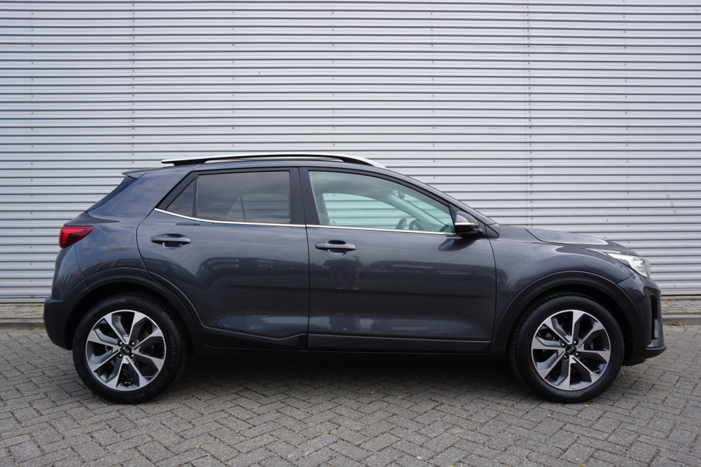 Kia Stonic 1.4 mpi automaat -  climate / navi / cruise / parkeers. / camera