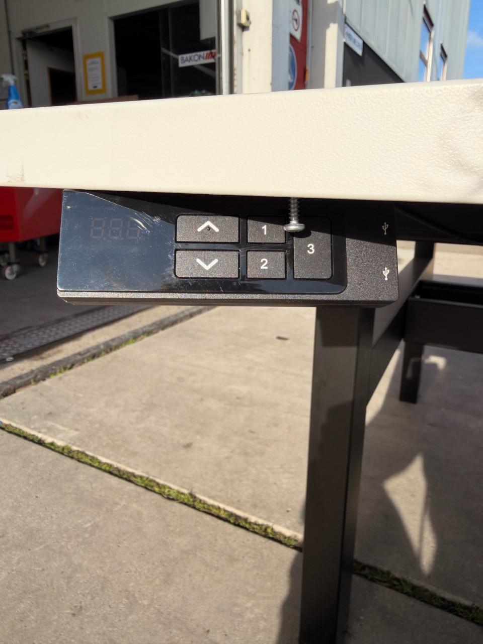 Dubbel Elektrisch Zit Sta Bureau - In Hoogte Verstelbaar