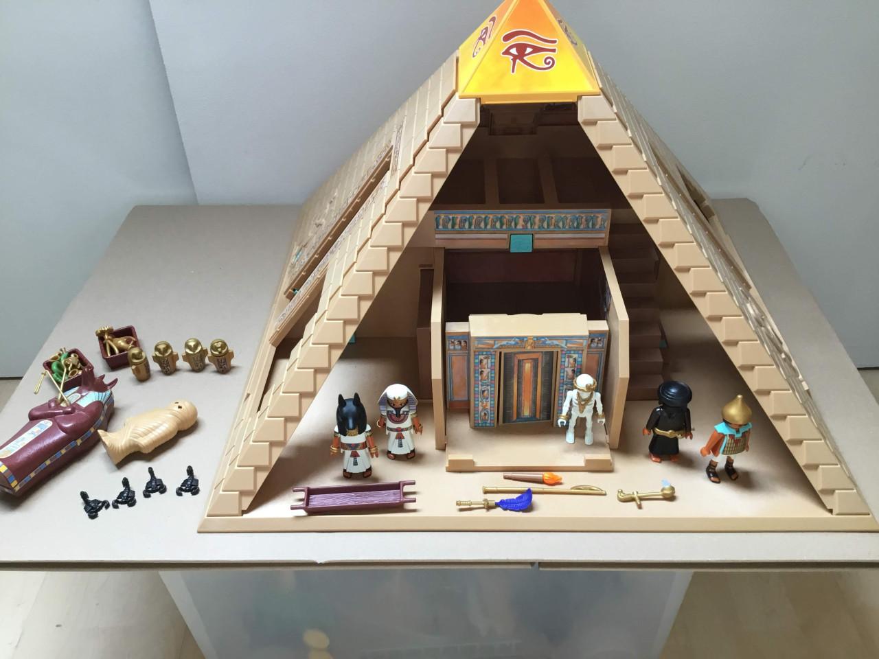 Playmobil