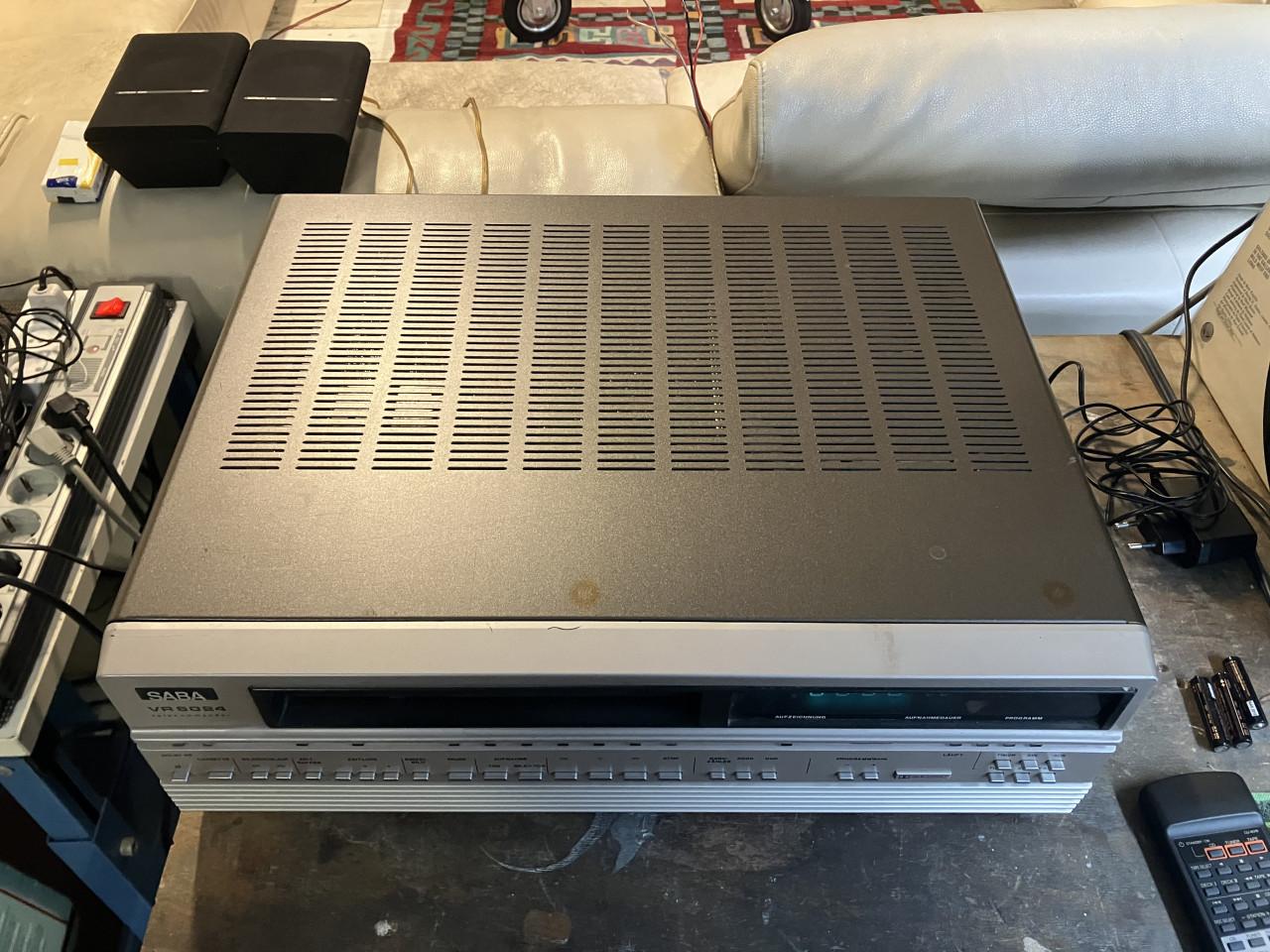 Saba VR6024 videorecorder met Dolby en remote