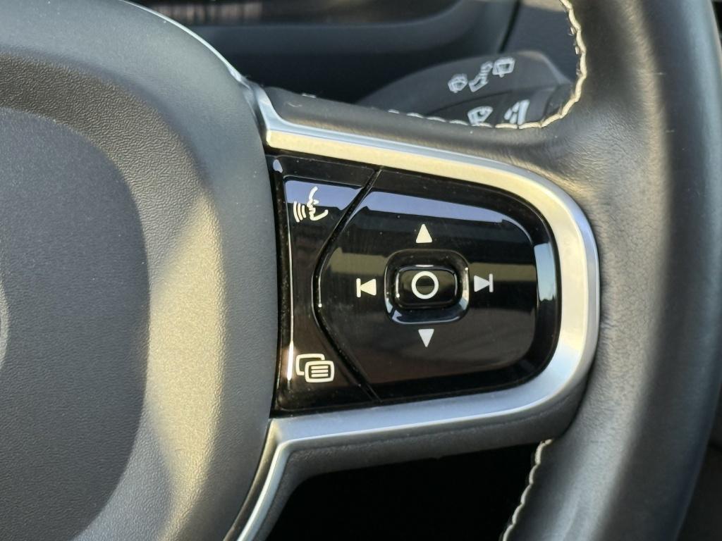 Volvo XC90 t8 390pk recharge r-design | panodak| adap.cruise| luchtvering|