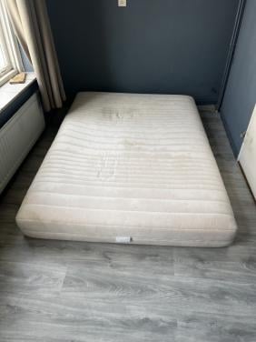 GRATIS **Matras 140x200
