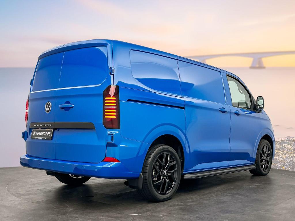 Volkswagen Transporter 2.0 tdi l1h1 28 style