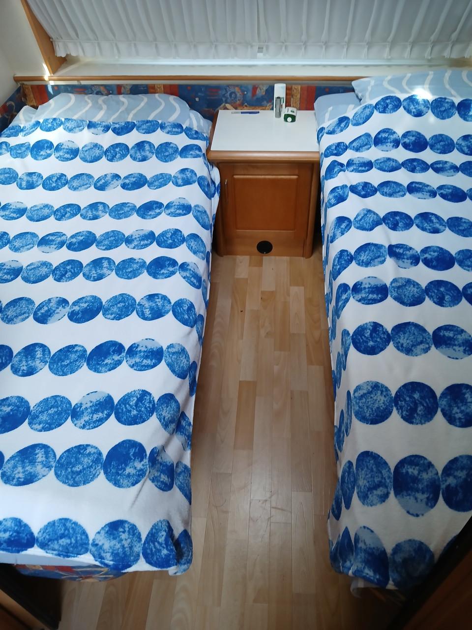 Caravan Hobby 560 UL Exclusive met z.g.a.n. voortent en luifel