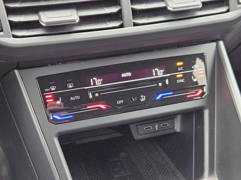 Volkswagen Taigo 1.5 tsi r-line | camera | carplay