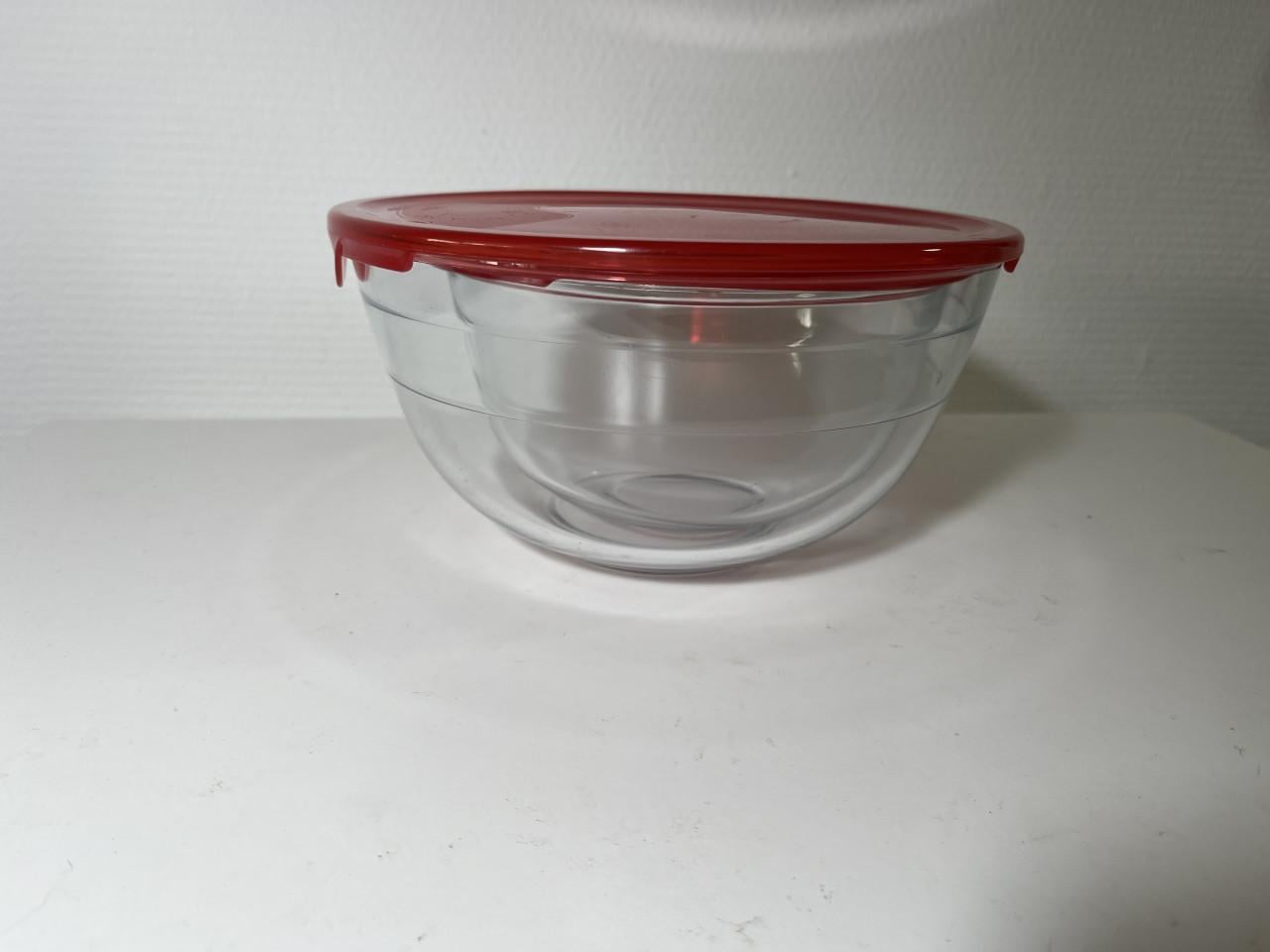 2 nieuwe Pyrex schalen