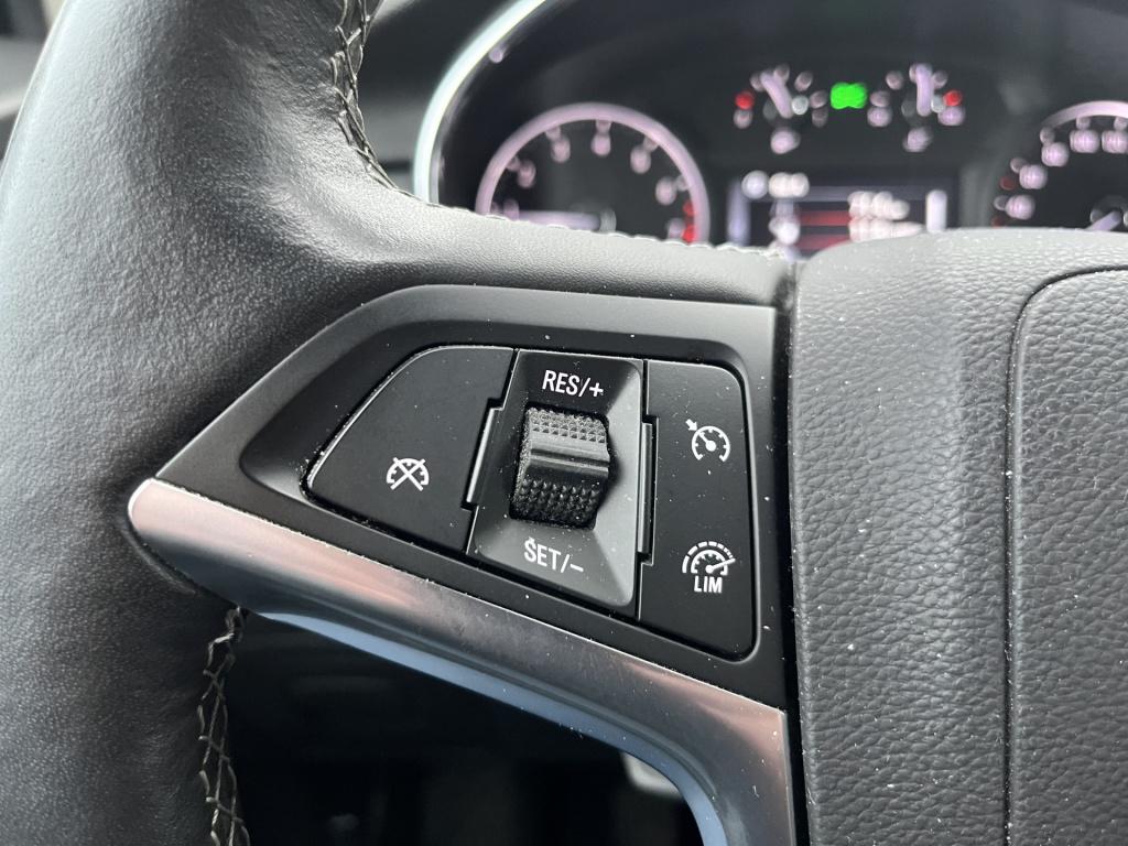 Opel Mokka 1.4 t innovation 22 dkm leer