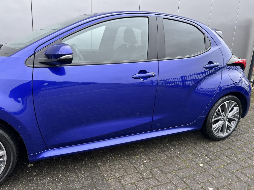 Toyota Yaris 1.5 hyb. 130 executive | trekhaak | jbl audio | half leder