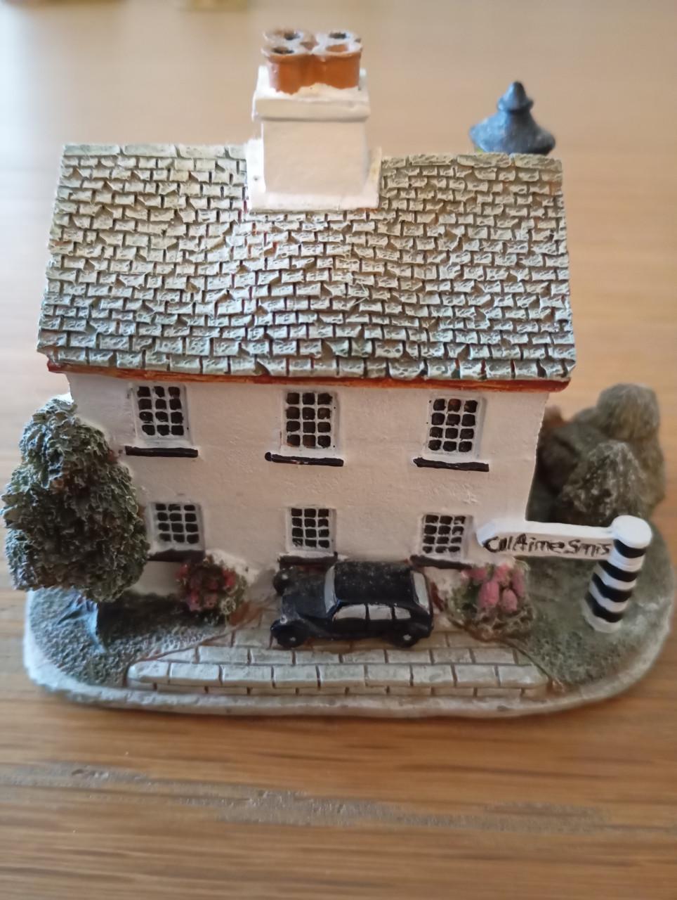 Craftsmens Cottages by David Winter, The Claddagh Pub, Ireland