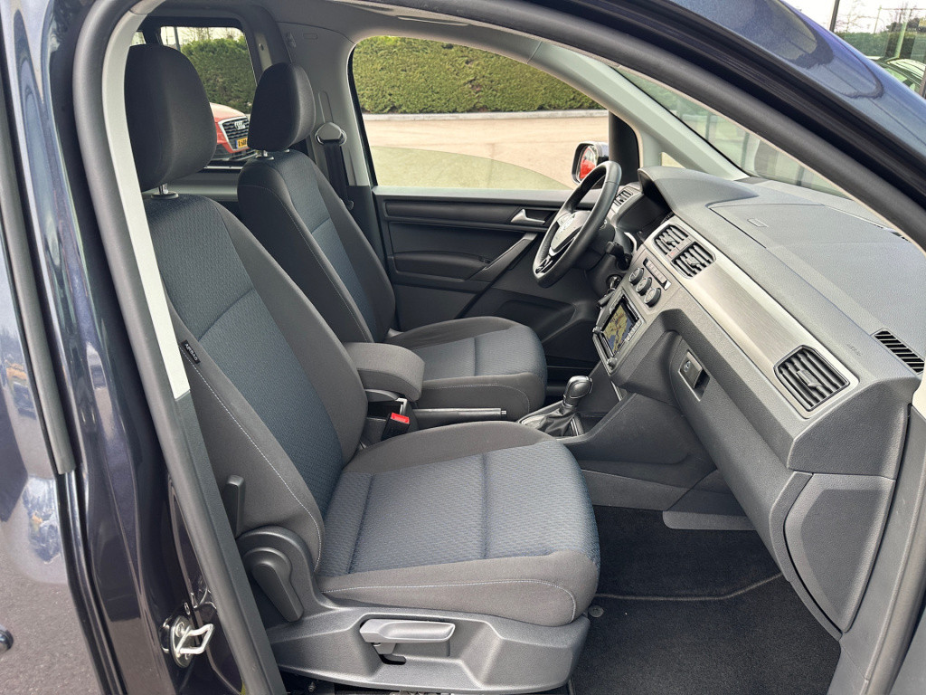 Volkswagen Caddy maxi 1.4 tsi dsg 5-persoons trendline | trekhaak | xenon |