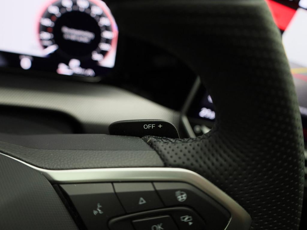 Volkswagen Golf 1.5 ehybrid gte | automaat | panoramadak | navigatie | appl