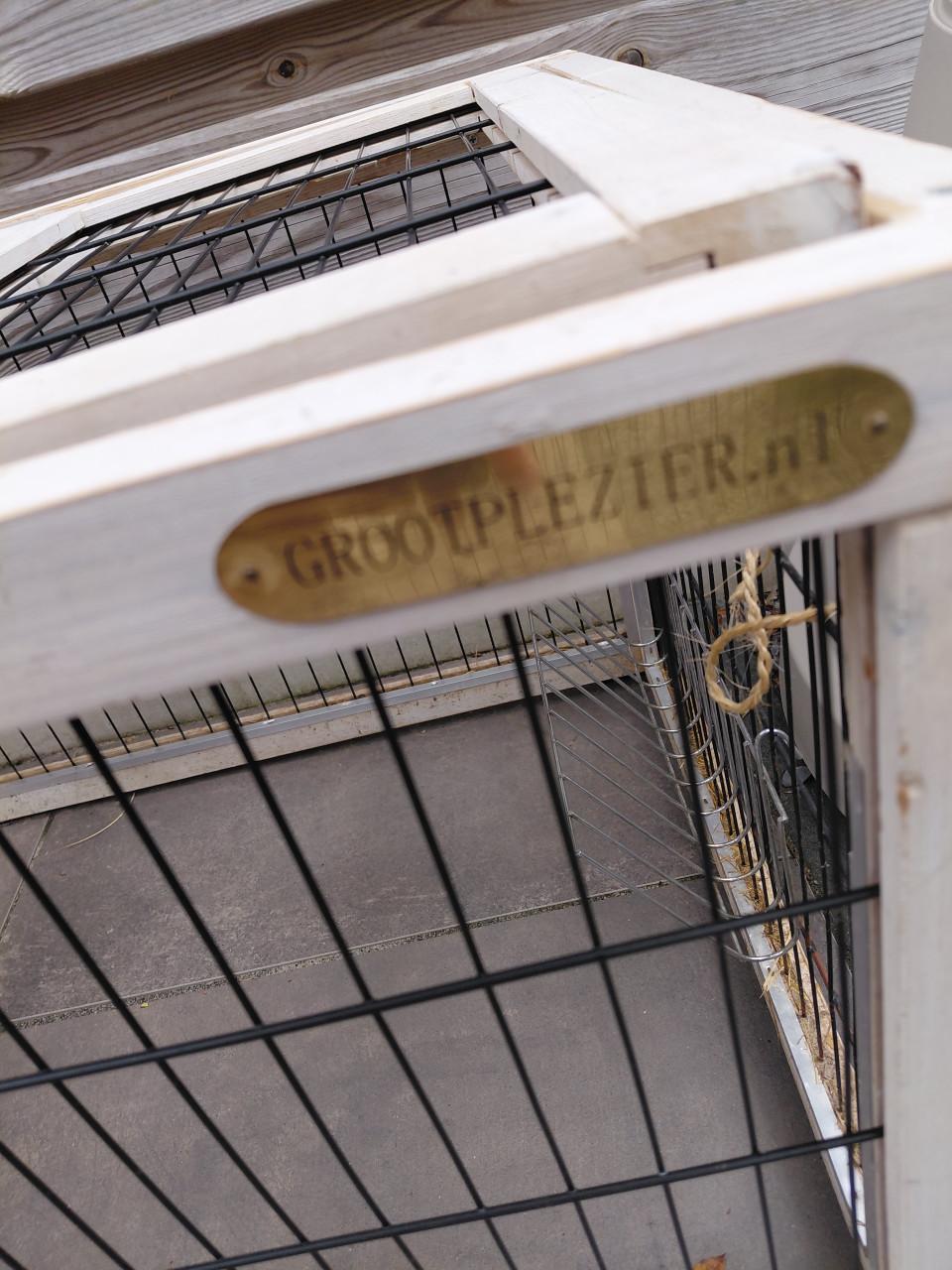 Groot konijnenhok (altijd binnen gestaan) geschikt vr cavia of dwergkonijn