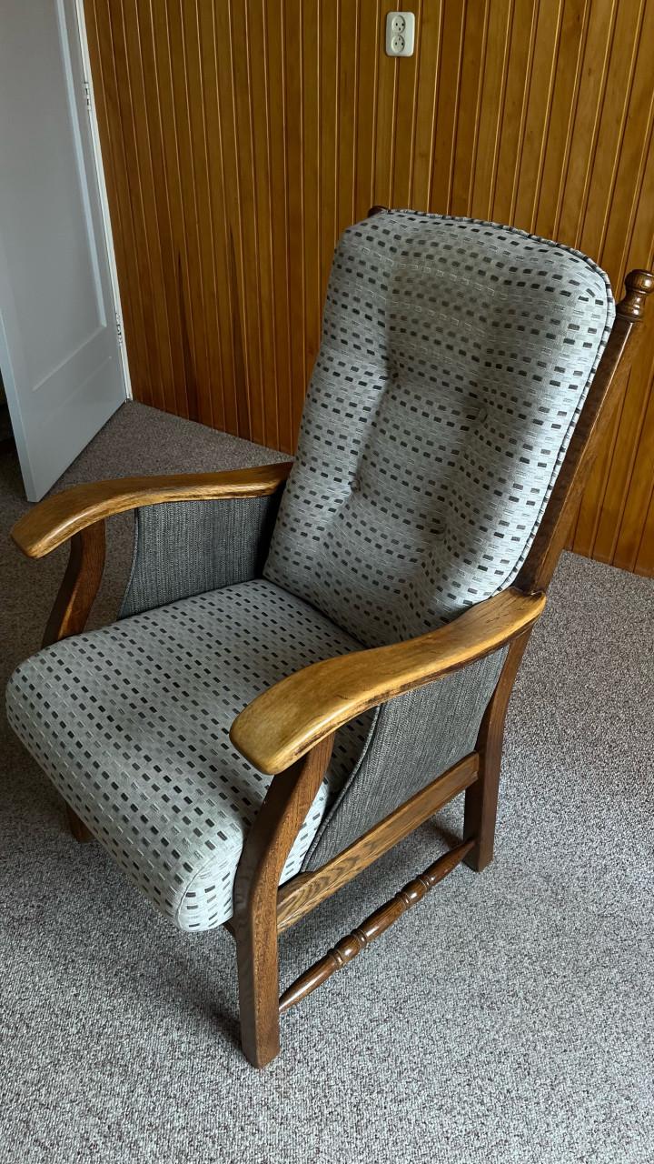Eiken lounge stoel