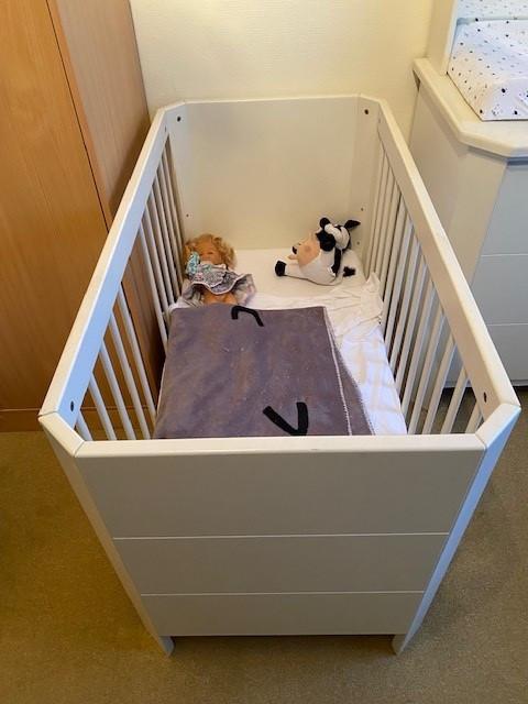 Kinderkamer set (Kast-commode-bed)