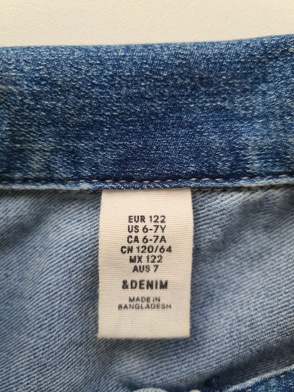 Vintage look spijkerjasje van H&M  Maat 122