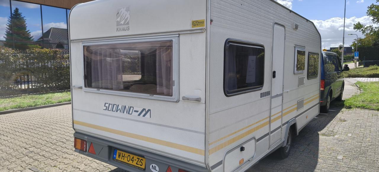 Knaus Sudwind 485 TU 1992Bjaar,Isabella voortent , Fietsedrager,Vaste water