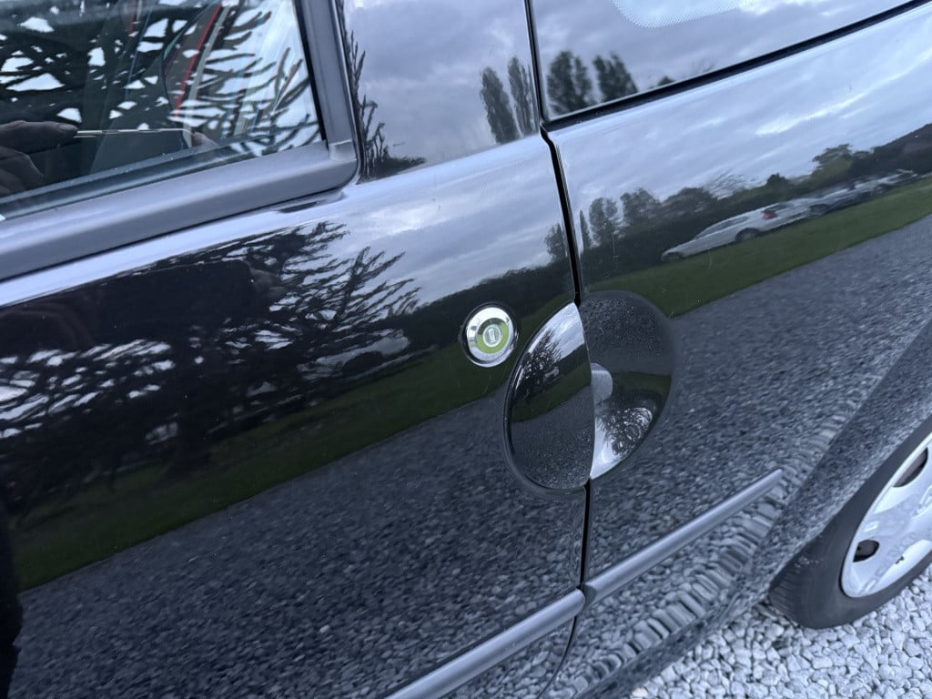 Renault Twingo 1.2 16v airco parisienne 3-drs